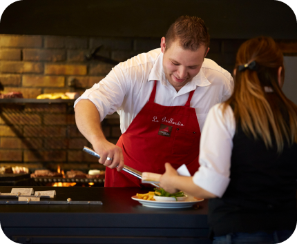 Service agréable et convivial au restaurant Courtepaille à Beaune